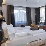 מלון Degli Artisti Art קאנזיי