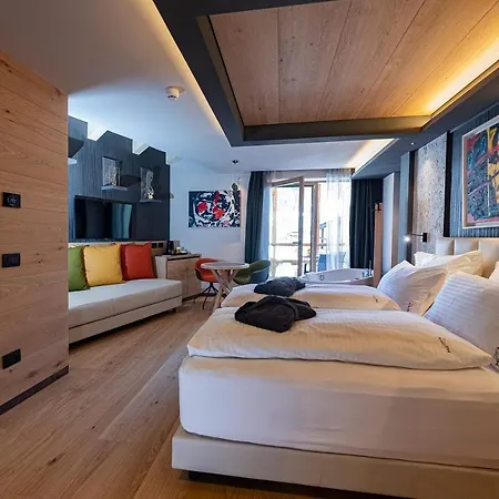 Hotell Degli Artisti Art 4*