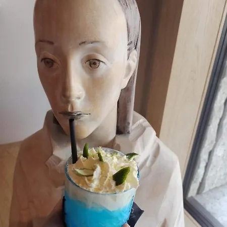 Degli Artisti Art كنازاي