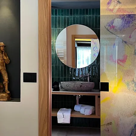 Degli Artisti Art فندق 4*