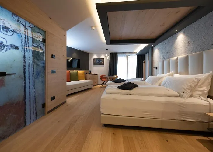 Degli Artisti Art Hotel 4*