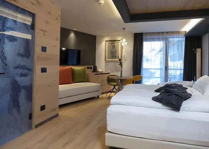 Degli Artisti Art 4* Канацеї