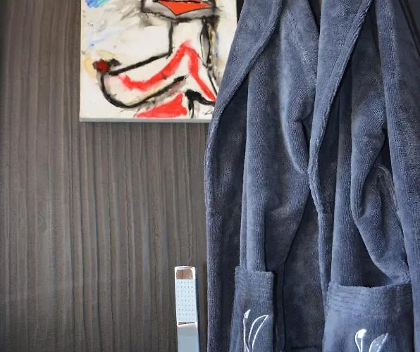 Degli Artisti Art Hotel 4*