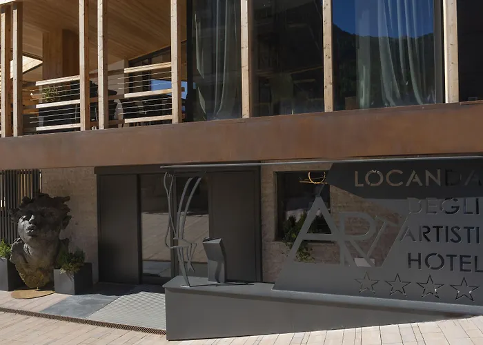 Degli Artisti Art Canazei