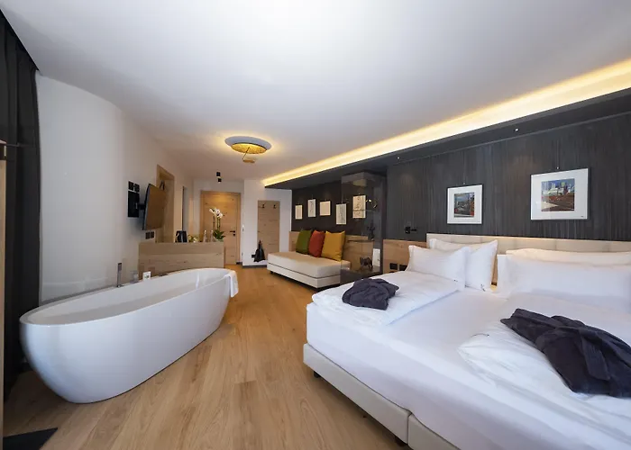 Hotel Degli Artisti Art Canazei